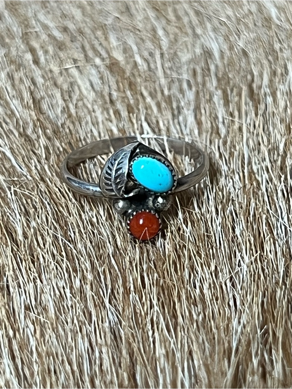 1970 vintage  native Sterling Silver Turquoise and Coral Leaf Ring
